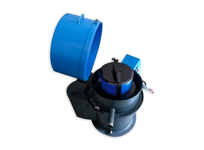 What is a metal chip centrifugal deoiler